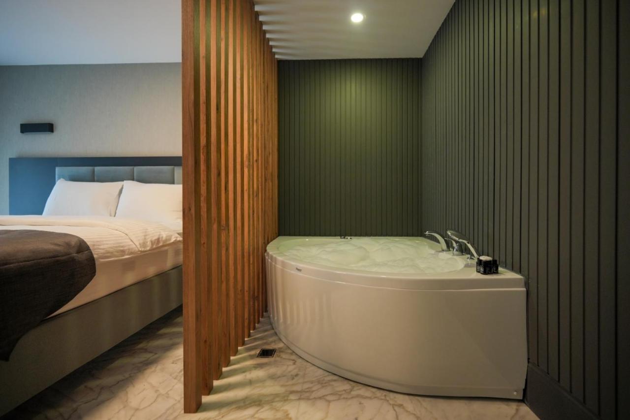 Hotel Kurucesme Business Istanbul Eksteriør bilde